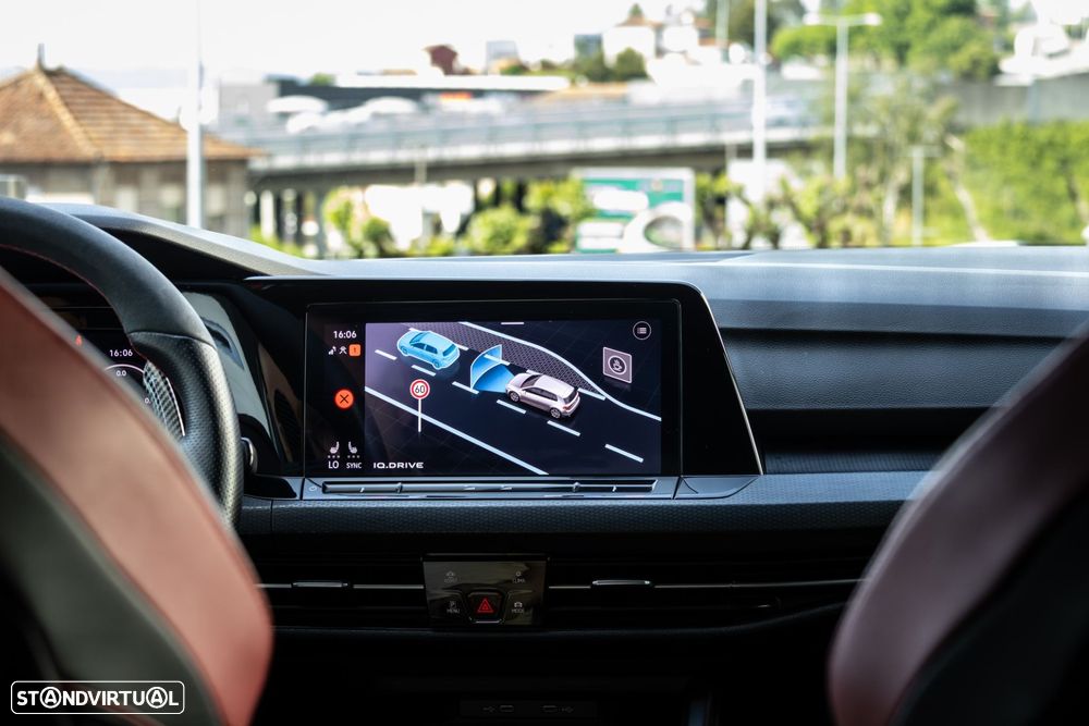 VW Golf 2.0 TSI GTI Clubsport DSG - 42