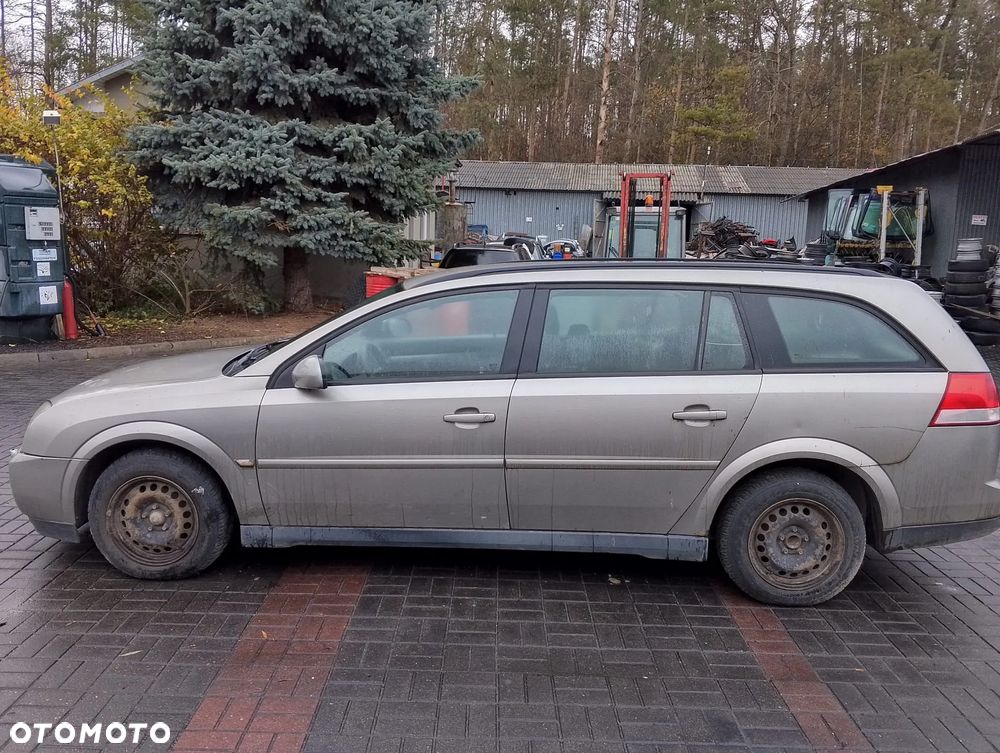 Opel Vectra C (02-05r.) 2.0DTI 100KM. Silnik Y20DTH Skrzynia F23, (MG1) lakier Z158/2FU/787J.Cały na części. GWARANCJA !!!  Przód Tył Zestaw Komplet Drzwi Klapa Zderzak Błotnik Maska Grill Atrapa Szyba Pas Lampa Lusterko Boczki Fotel Kanapa Kokpit Deska Rozdzielcza Przełącznik Włącznik Sterownik Przewody Wiązka Instalacja Moduł Komputer Czujnik Listwa Pompa Alternator Wtryski Głowica Rozrusznik Kompresor Sprzęgło Dwumas Silnik Skrzynia ABS Klimatyzacji Paliwa Wspomagania Kolektor Turbina Przepustnica Zawór Chłodnica Koło Hak Belka Sanki Zawieszenie Mcpherson Półoś Amortyzator Wydech Tłumik Zacisk Most - 4
