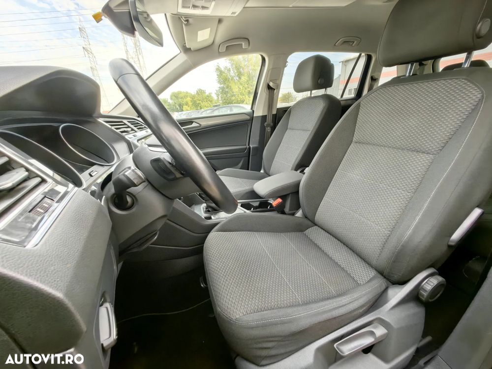 Volkswagen Tiguan - 8