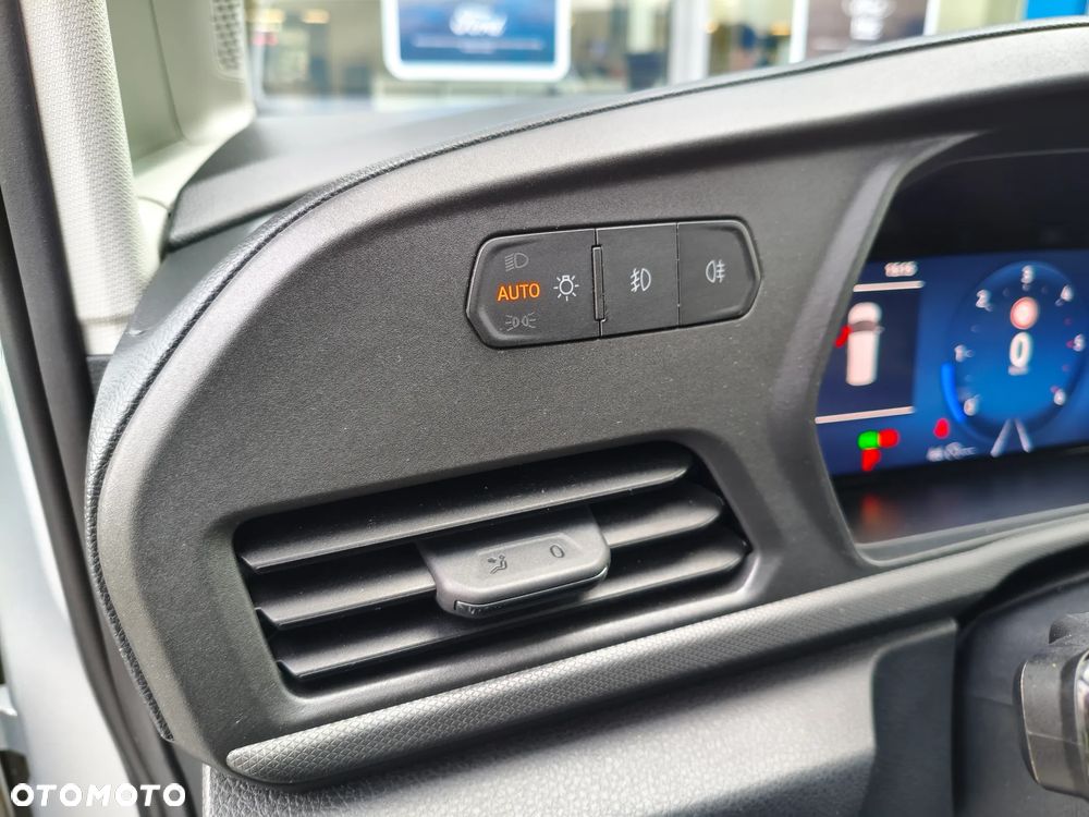 Ford Transit Connect L2 - 20