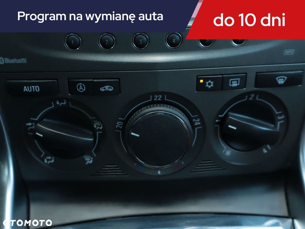 Opel Antara - 18