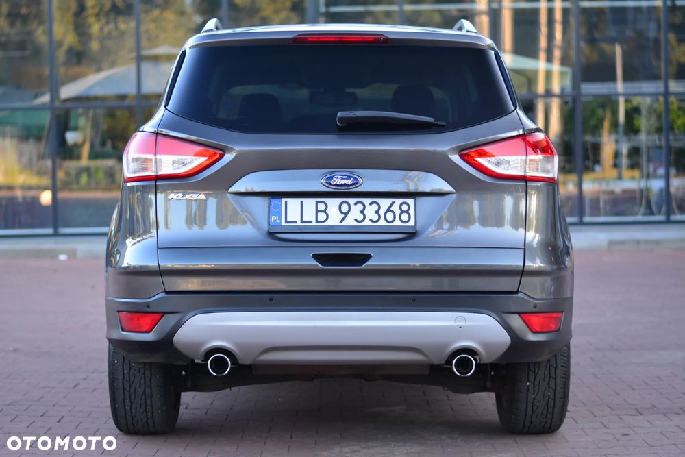 Ford Kuga 2.0 TDCi 4x2 Titanium - 10