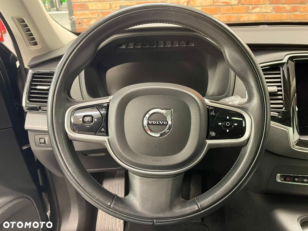 Volvo XC 90 D5 SCR AWD Momentum 7os - 13
