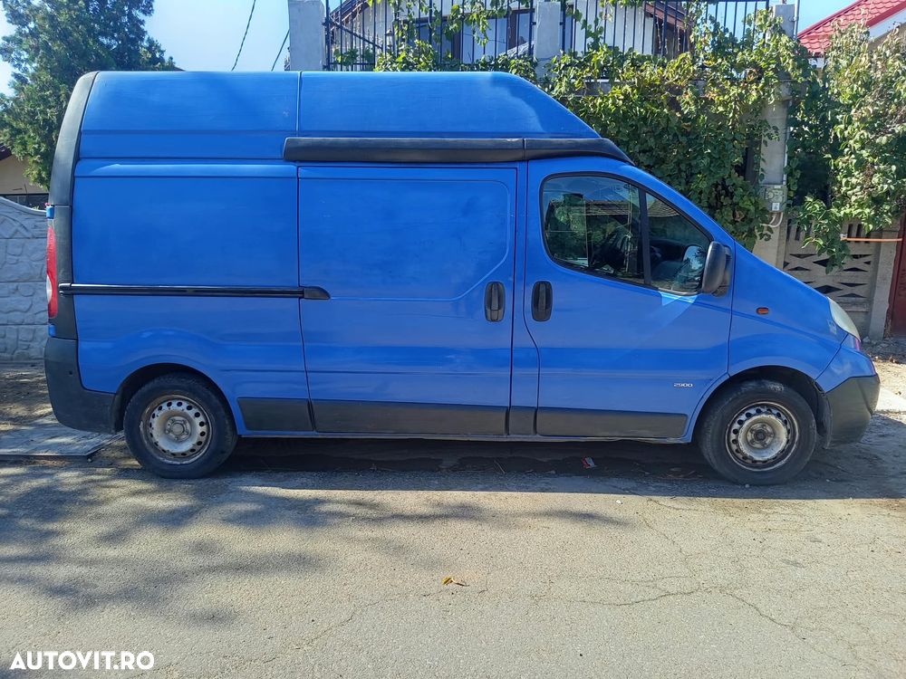 Opel Vivaro - 3
