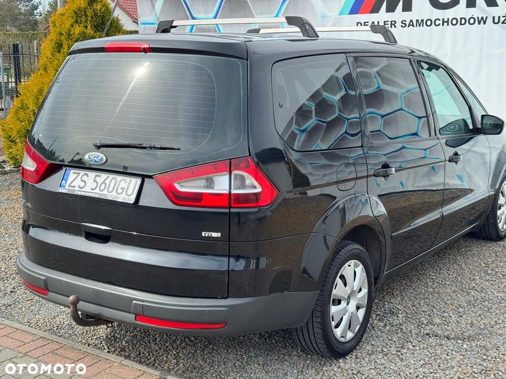 Ford Galaxy 1.8 TDCi Ambiente - 13
