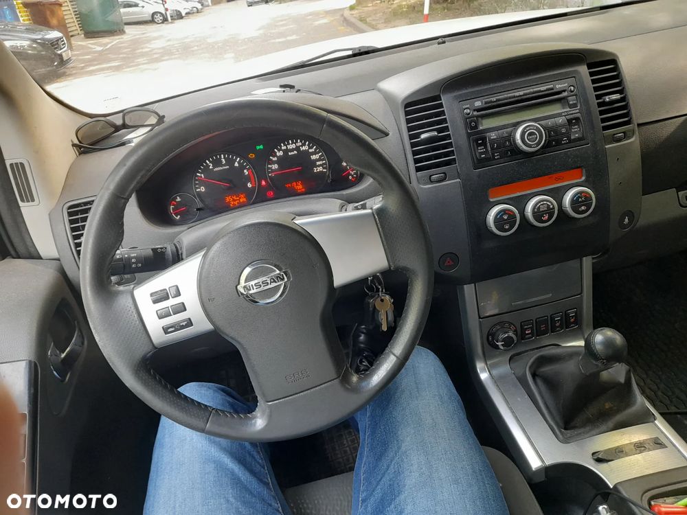 Nissan Pathfinder 2.5 D SE EU5 - 9
