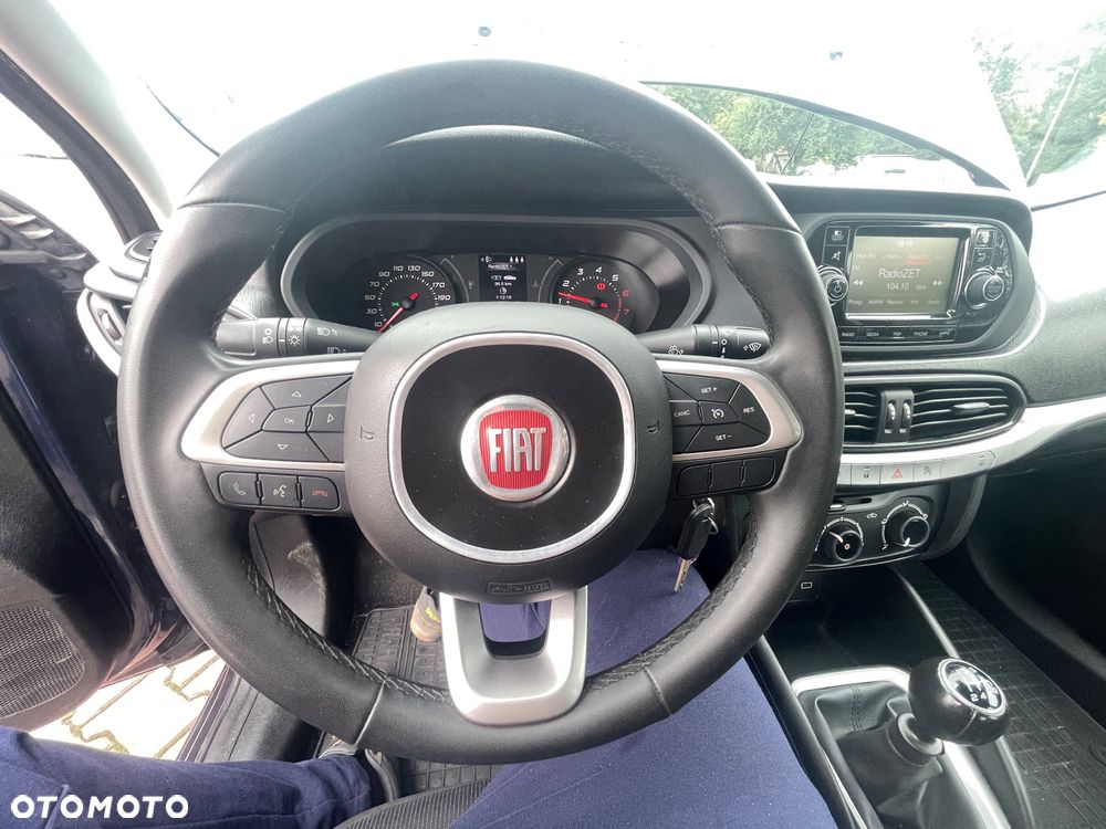 Fiat Tipo 1.4 16V Easy - 13