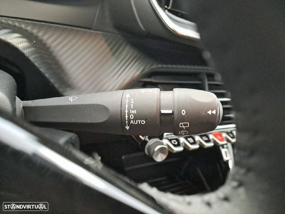 Peugeot 2008 1.2 PureTech Style - 15