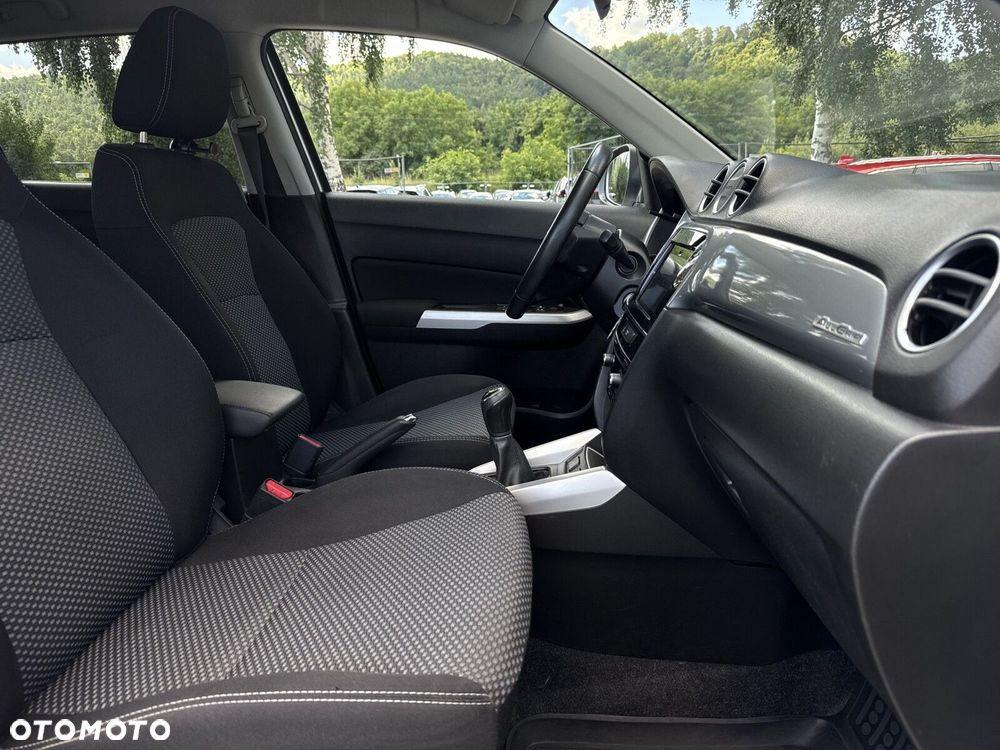 Suzuki Vitara 1.6 Comfort 4WD - 13
