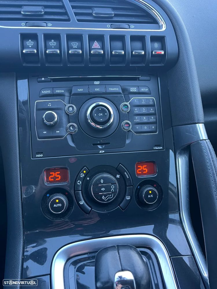 Peugeot 3008 2.0 HDi Hybrid4 - 18