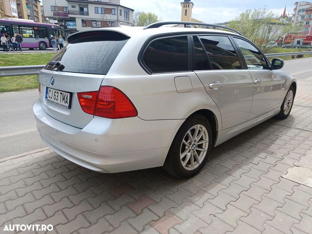 BMW Seria 3 318d DPF Aut. Edition Exclusive - 2