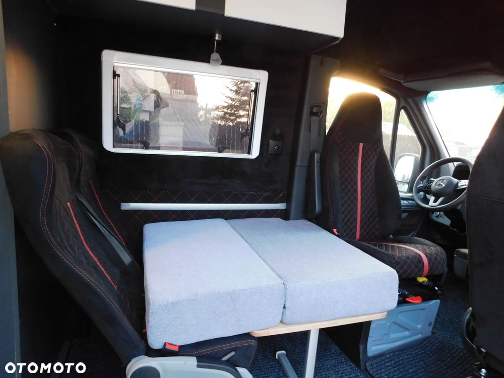 Mercedes-Benz Sprinter Campervan Kamper Automat 5 os Klima  FV23% - 17
