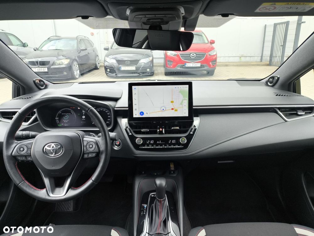 Toyota Corolla 2.0 Hybrid GR Sport Dynamic - 10