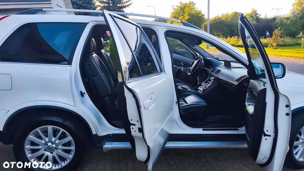 Volvo XC 90 D5 AWD Geartonic RDesign - 30