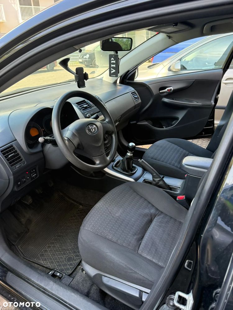 Toyota Corolla 1.6 Terra - 19