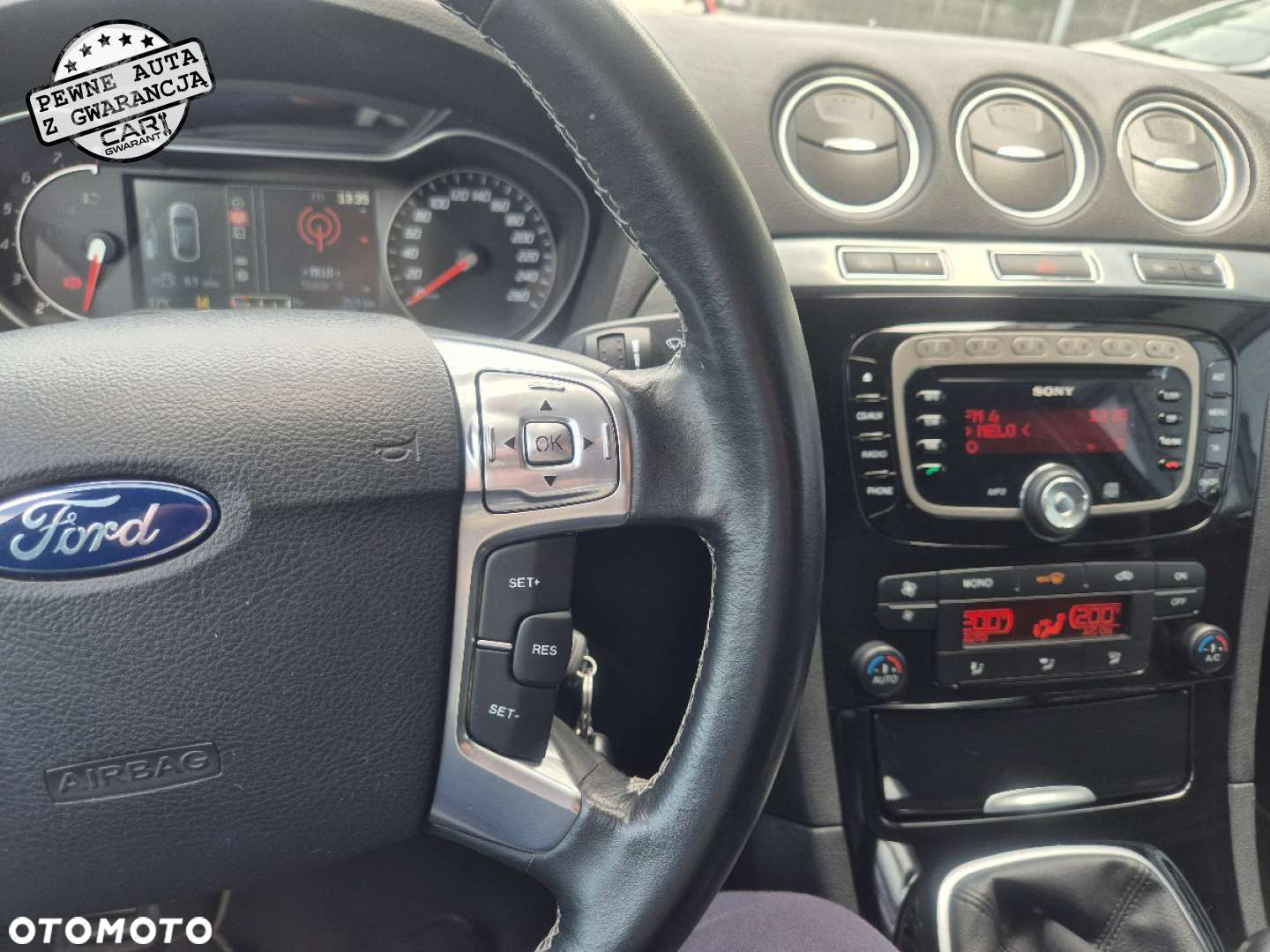 Ford S-Max - 29