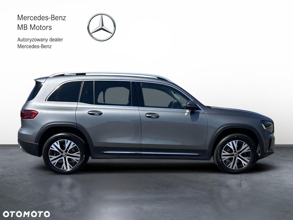 Mercedes-Benz GLB - 7