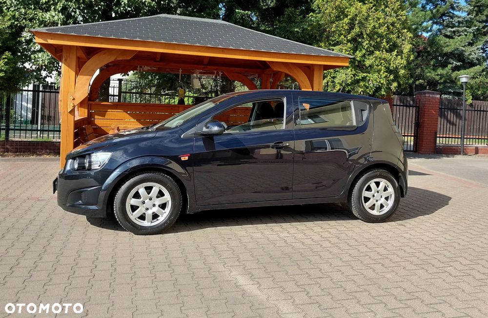 Chevrolet Aveo 1.4 LTZ - 37