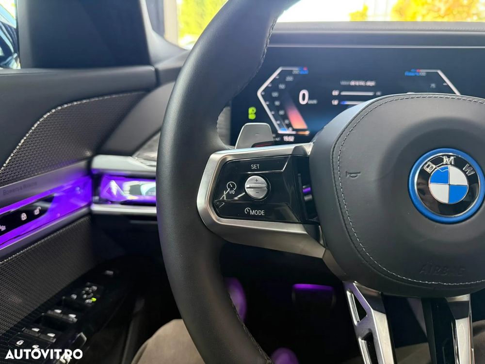 BMW Seria 7 750e xDrive AT PHEV - 16