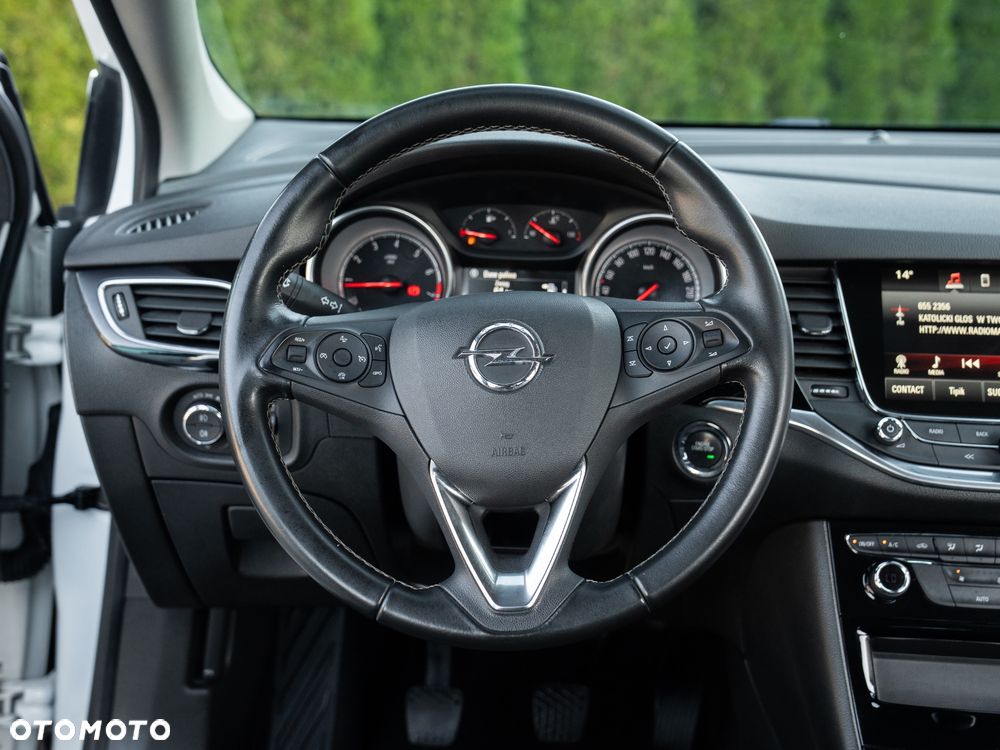 Opel Astra 1.4 Turbo Edition - 26