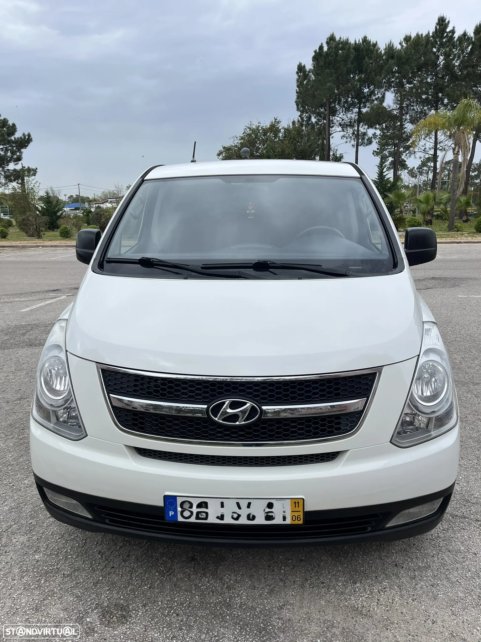 Hyundai H-1 Starex H1 2.5 CRDi - 2