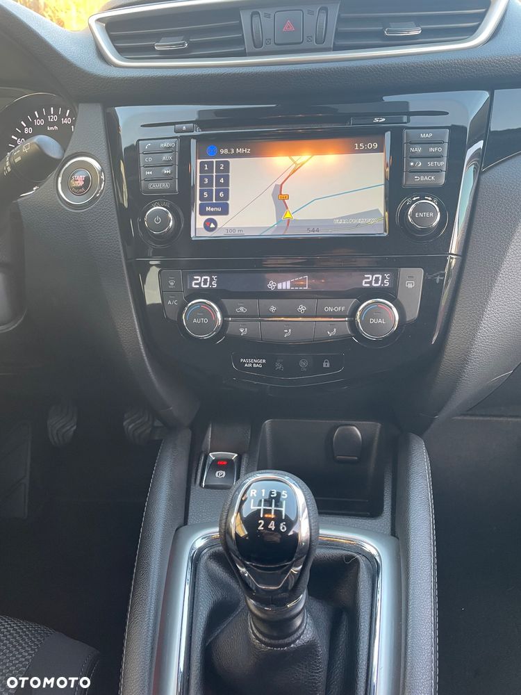 Nissan Qashqai 1.2 DIG-T Tekna - 13