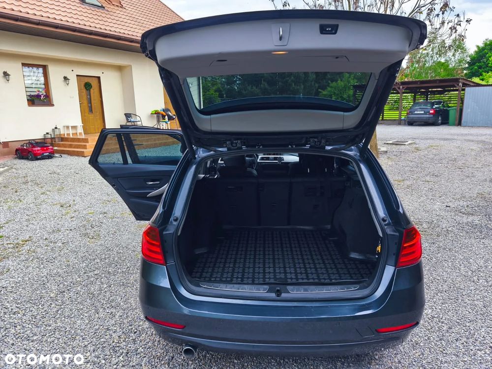 BMW Seria 3 318d DPF Edition Lifestyle - 15