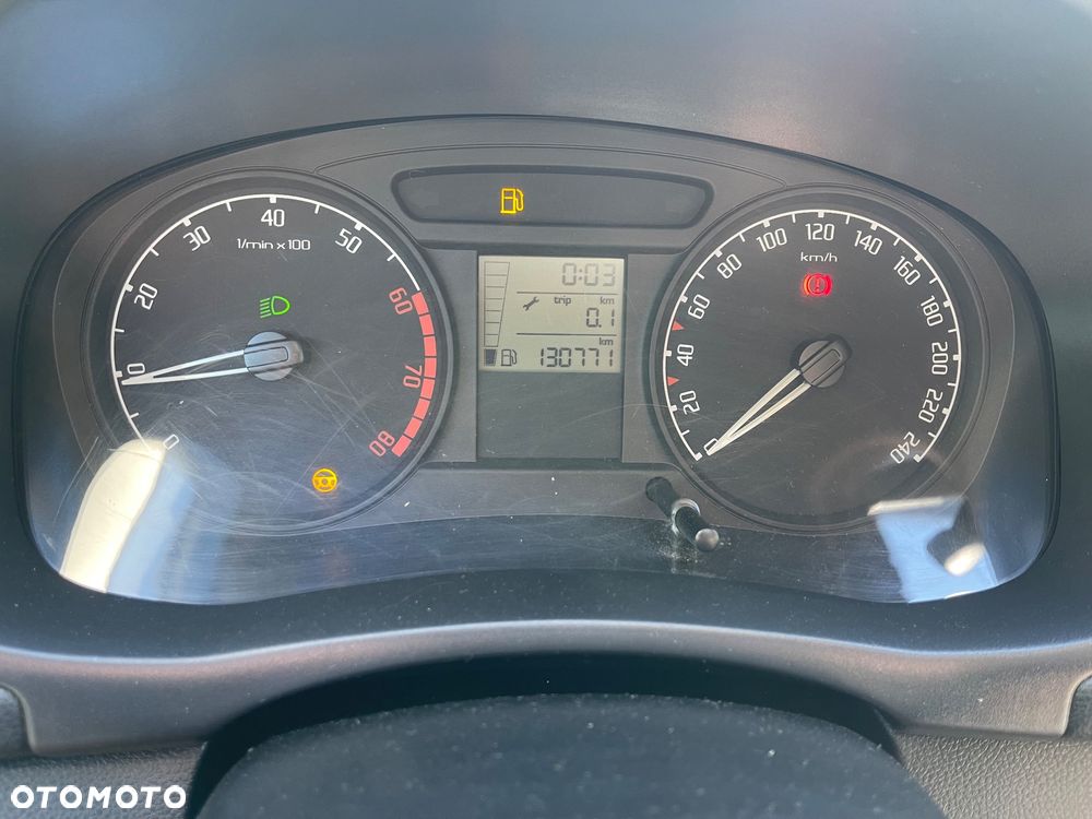 Skoda Fabia 1.2 HTP Classic - 18