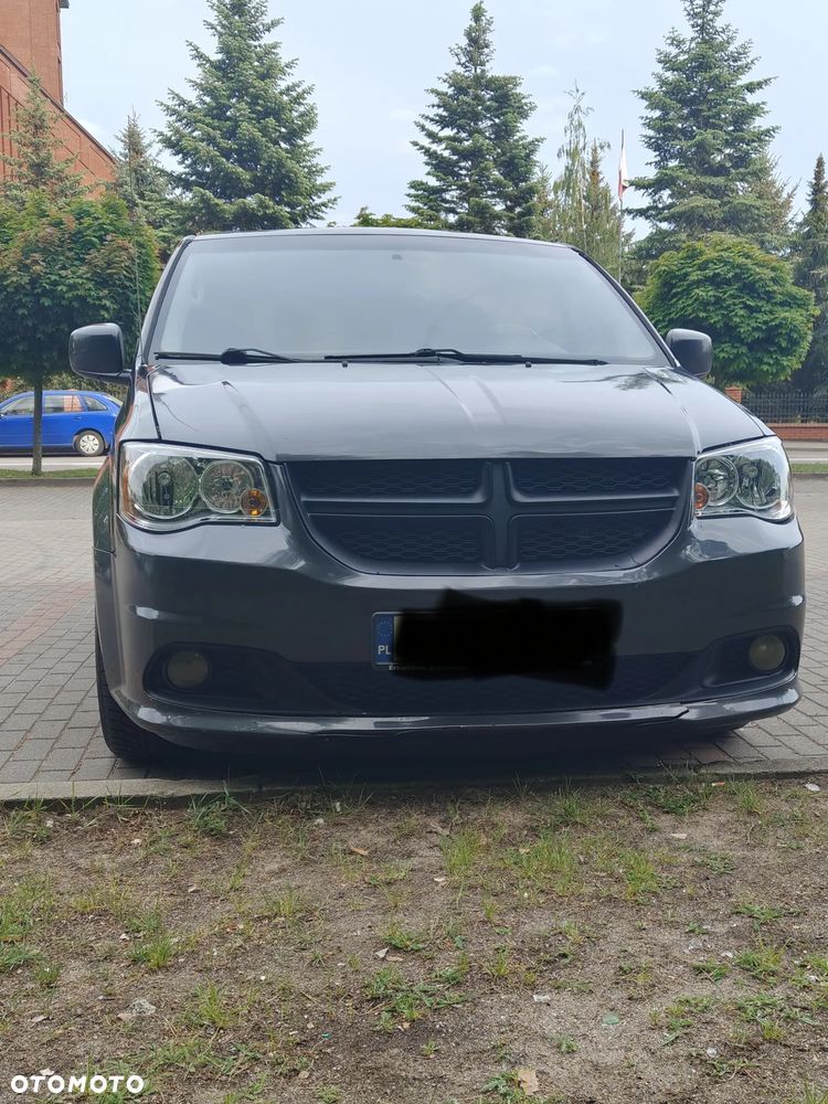Dodge Grand Caravan 3.6 R/T - 24