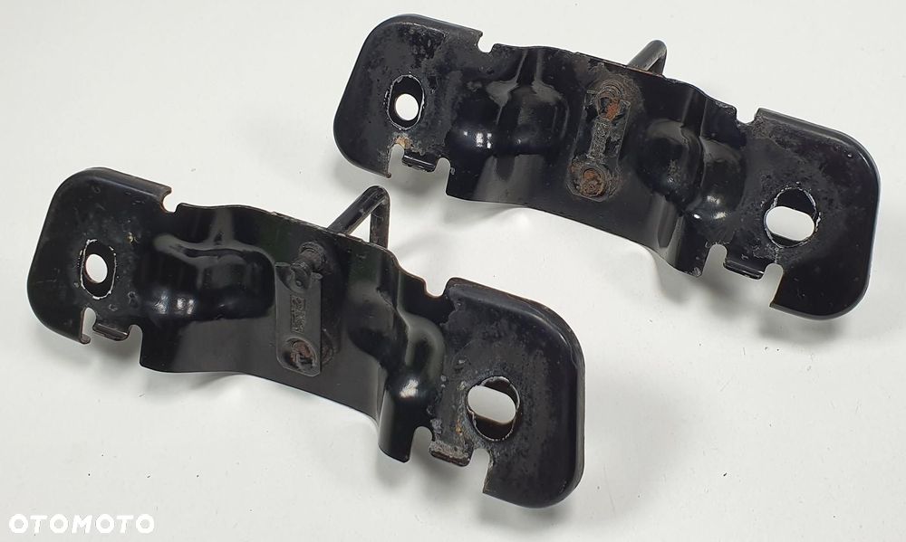 RYGIEL ZAMKA MASKI LAND ROVER DISCOVERY SPORT L550 - 4