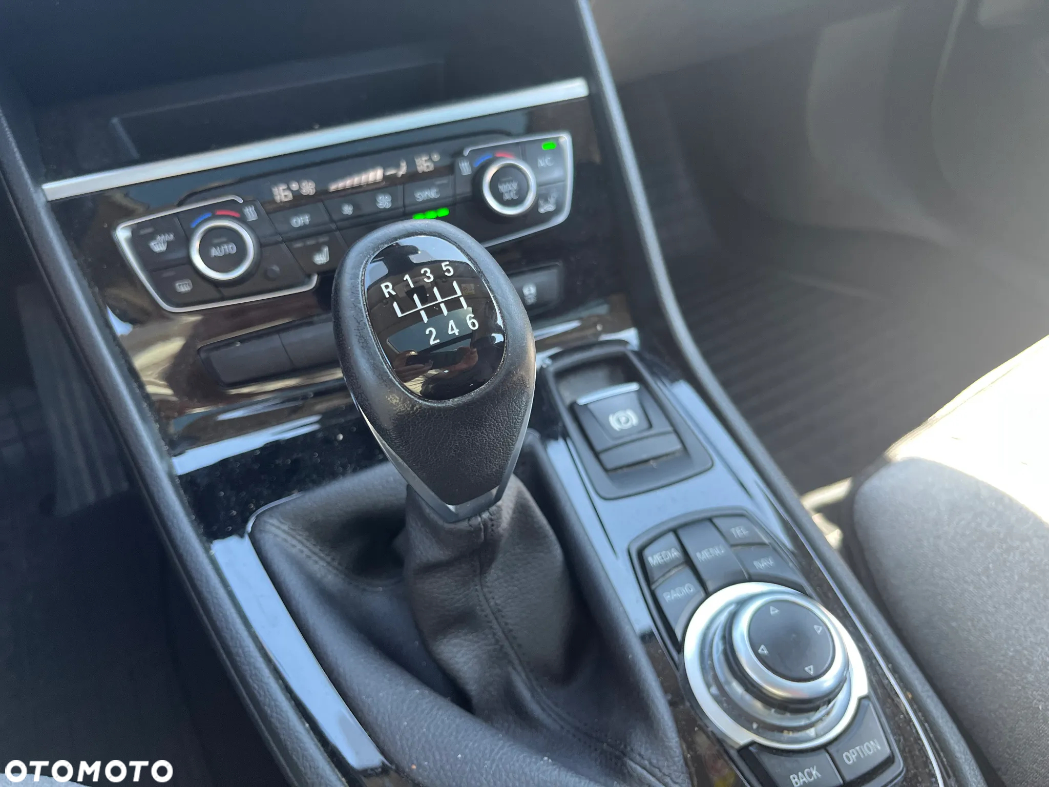 BMW Seria 2 218i Luxury Line - 26