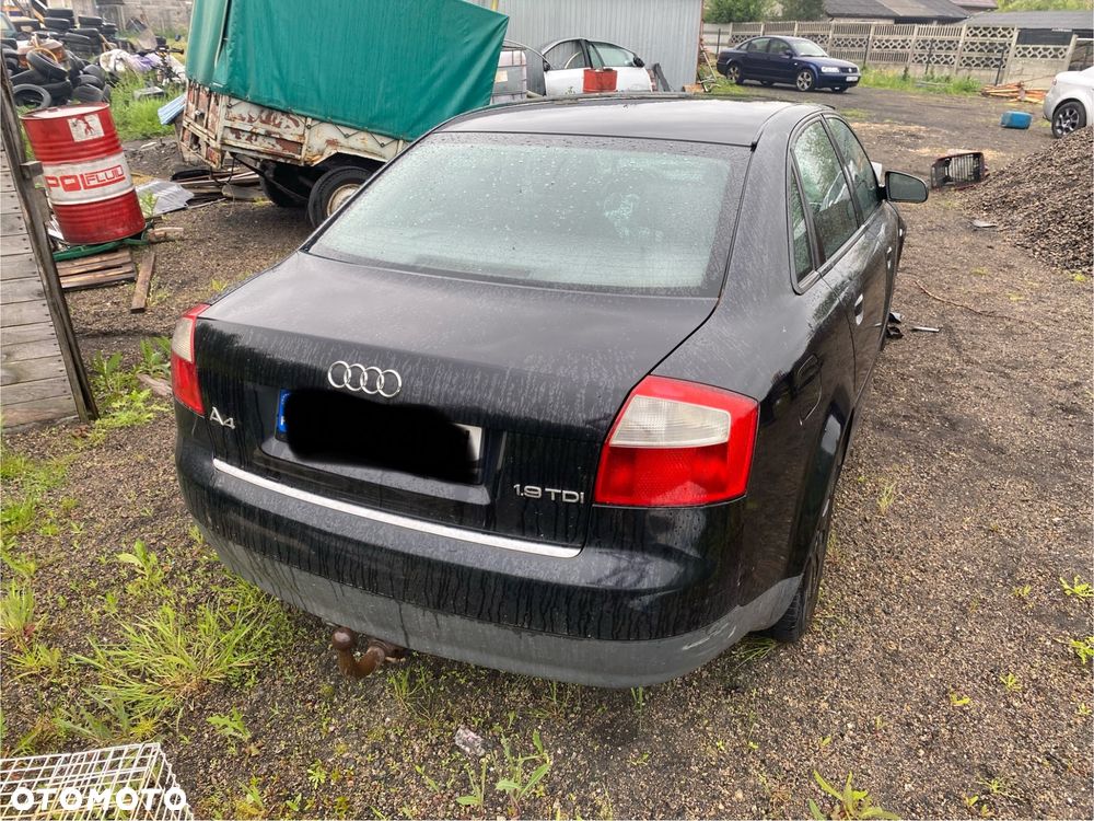Audi A4 Limousine - 3