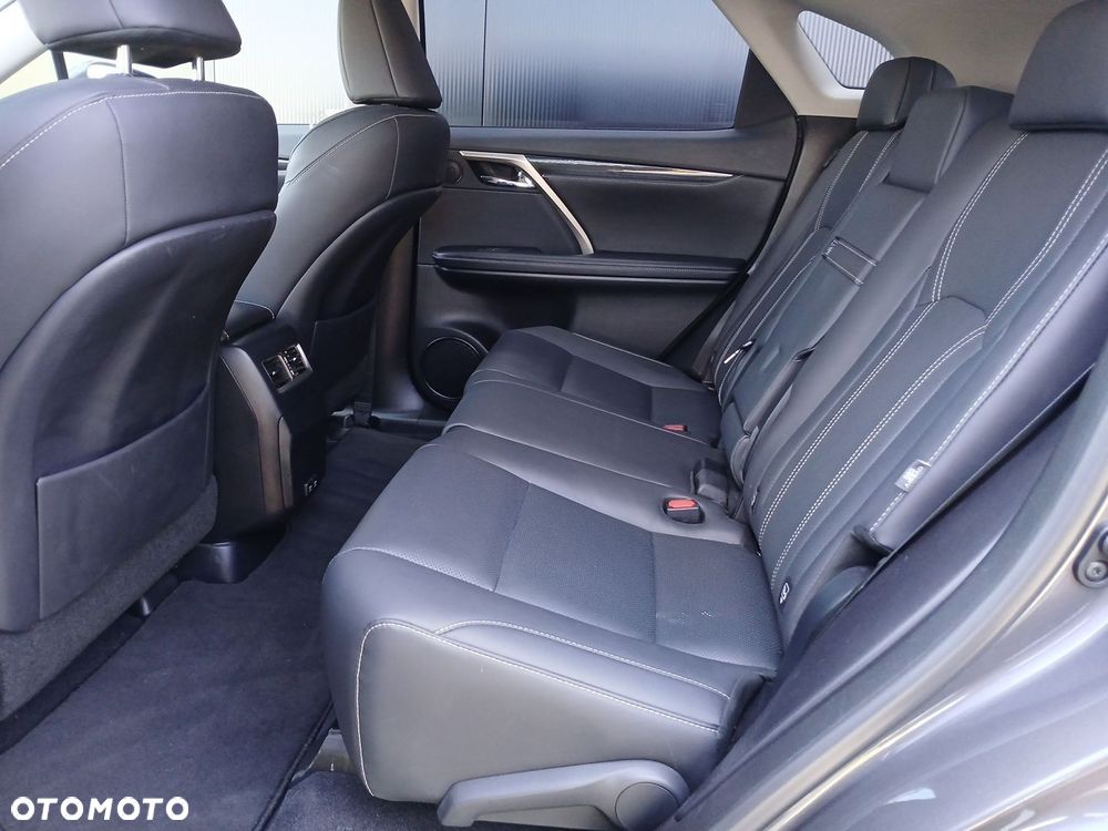Lexus RX - 26