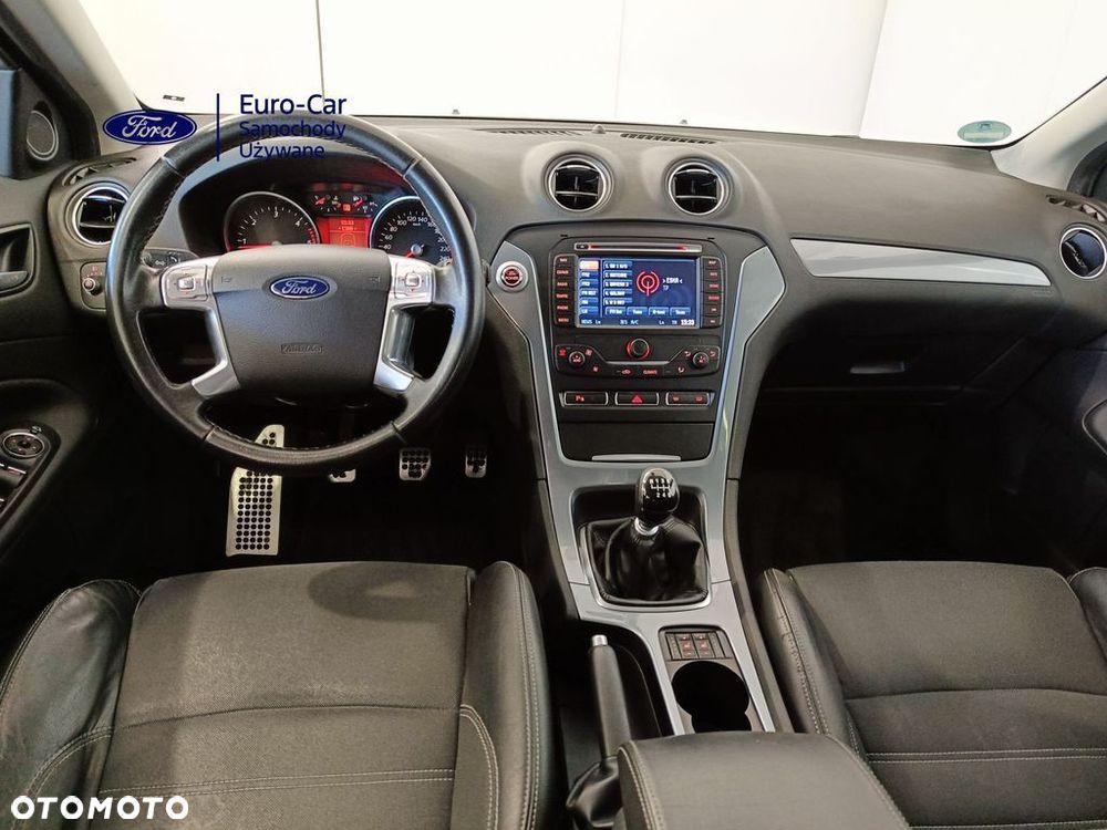 Ford Mondeo - 10