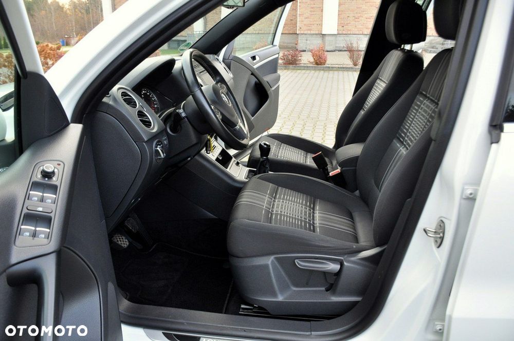 Volkswagen Tiguan - 23