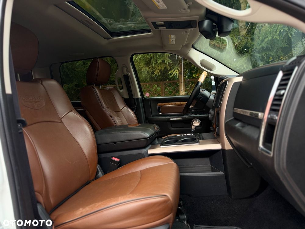 Dodge RAM 5.7 4x4 - 22
