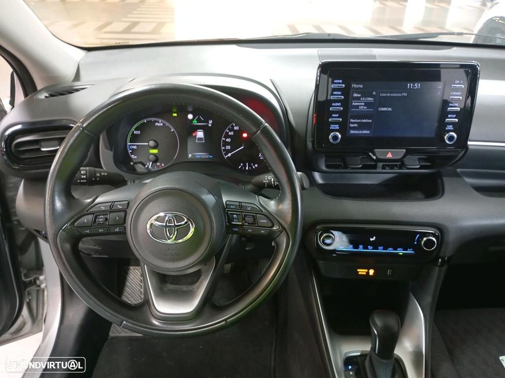 Toyota Yaris 1.5 HDF Comfort Plus - 4