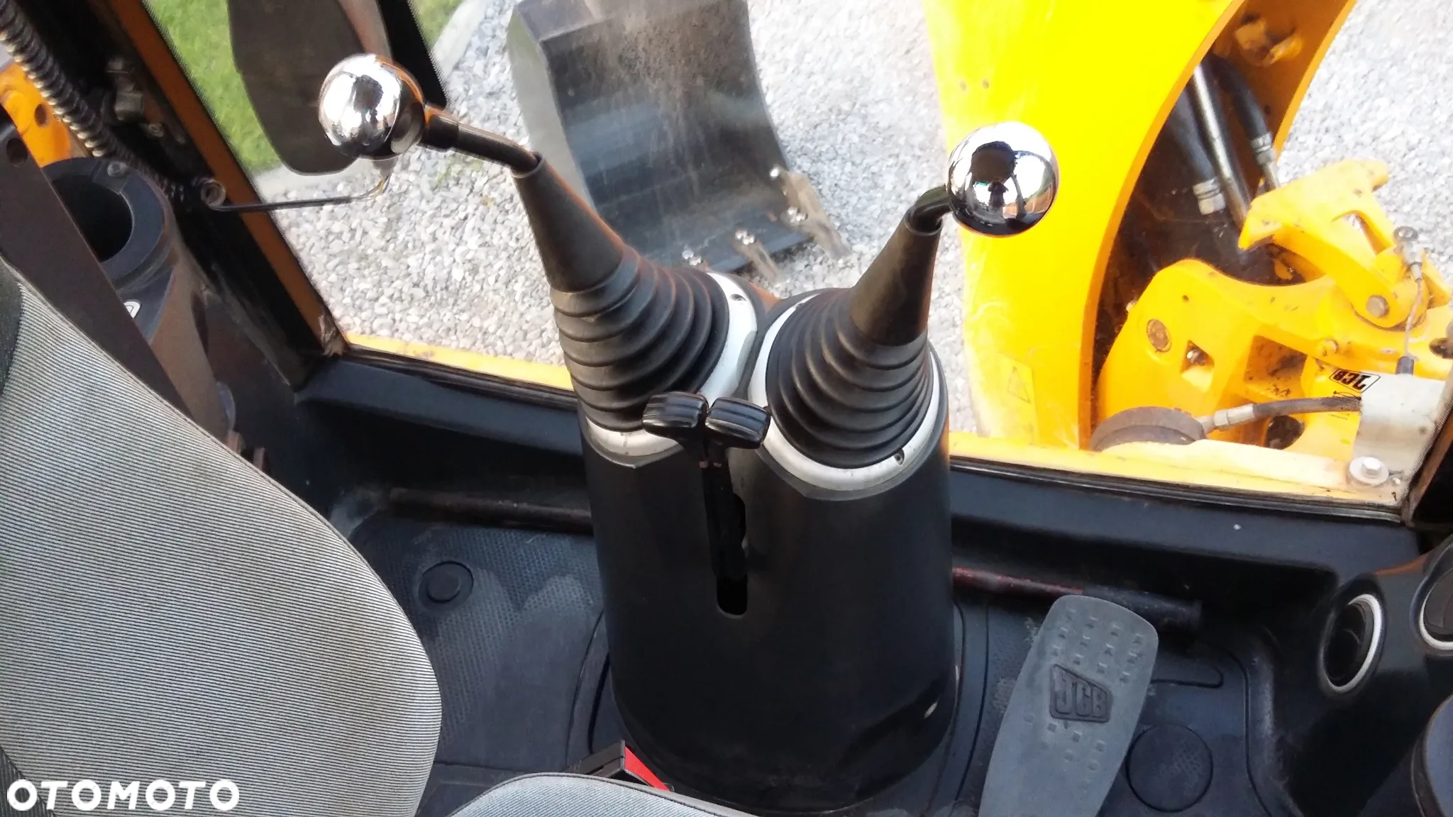 JCB 3CX CONTRACTOR - 26