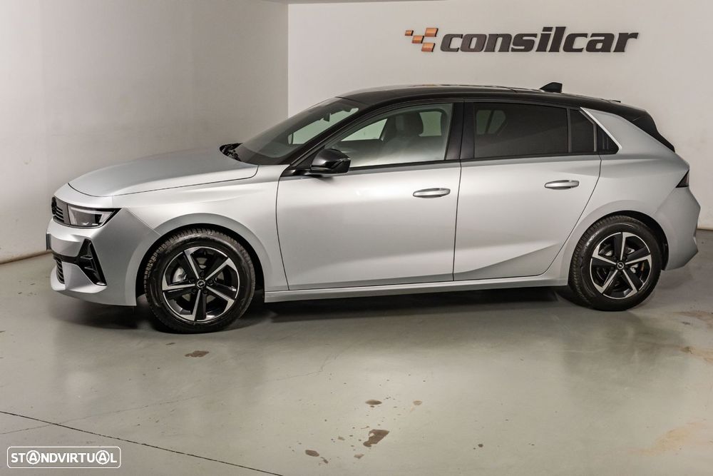 Opel Astra 1.2 T GS Line Aut. - 9