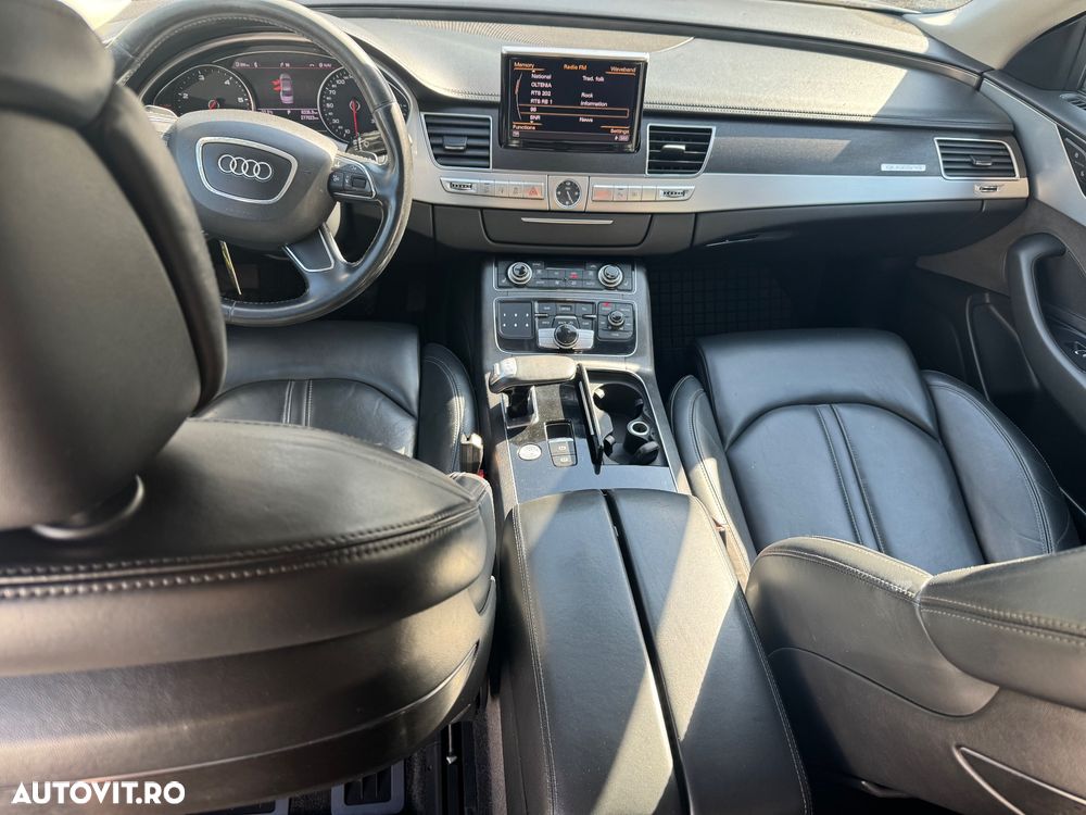 Audi A8 - 10