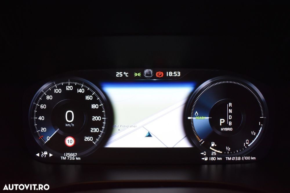 Volvo XC 60 Recharge T8 Twin Engine eAWD Inscription - 33
