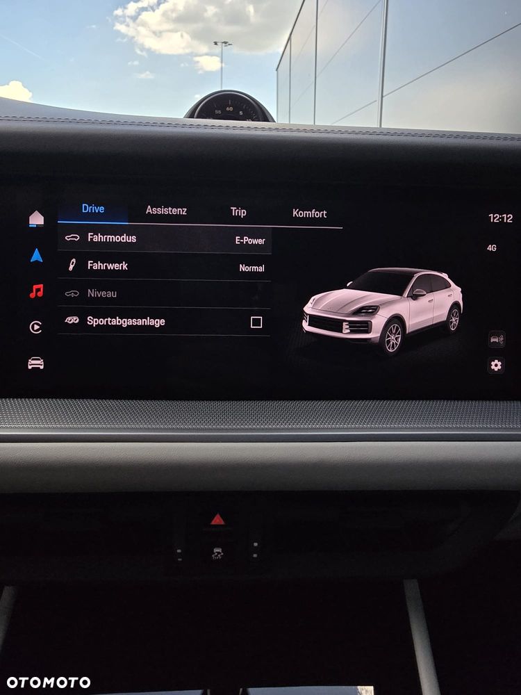Porsche Cayenne S E-Hybrid PHEV - 29
