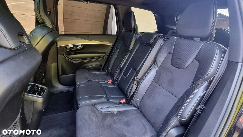 Volvo XC 90 - 23