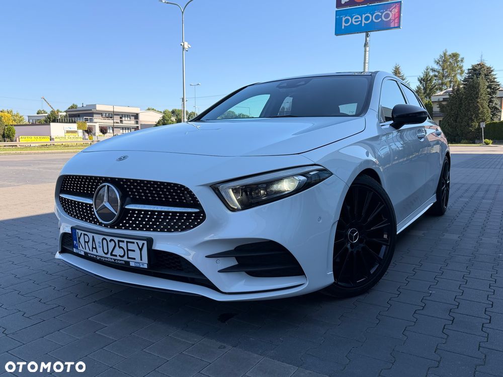 Mercedes-Benz Klasa A 200 AMG Line 7G-DCT - 3