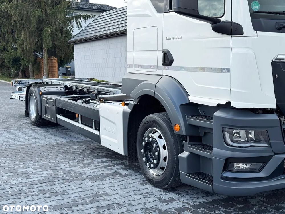 MAN TGS 18.330 / BDF / ACC / NAWIGACJA / WINDA / CAŁY NA PODUSZKACH / Z NIEMIEC - 10