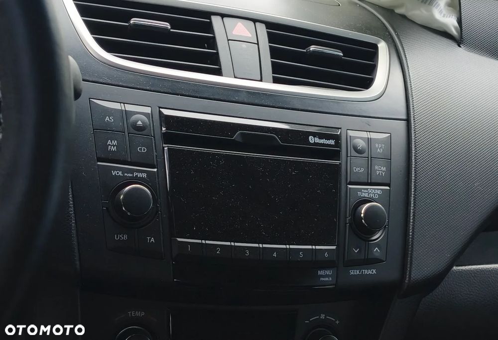 SUZUKI SWIFT V 14r RADIO RADIOODTWARZACZ - 1