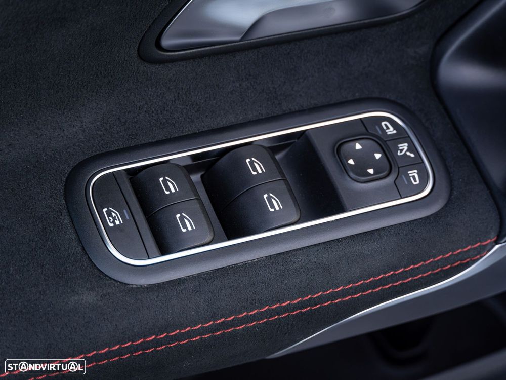 Mercedes-Benz CLA 250 - 9