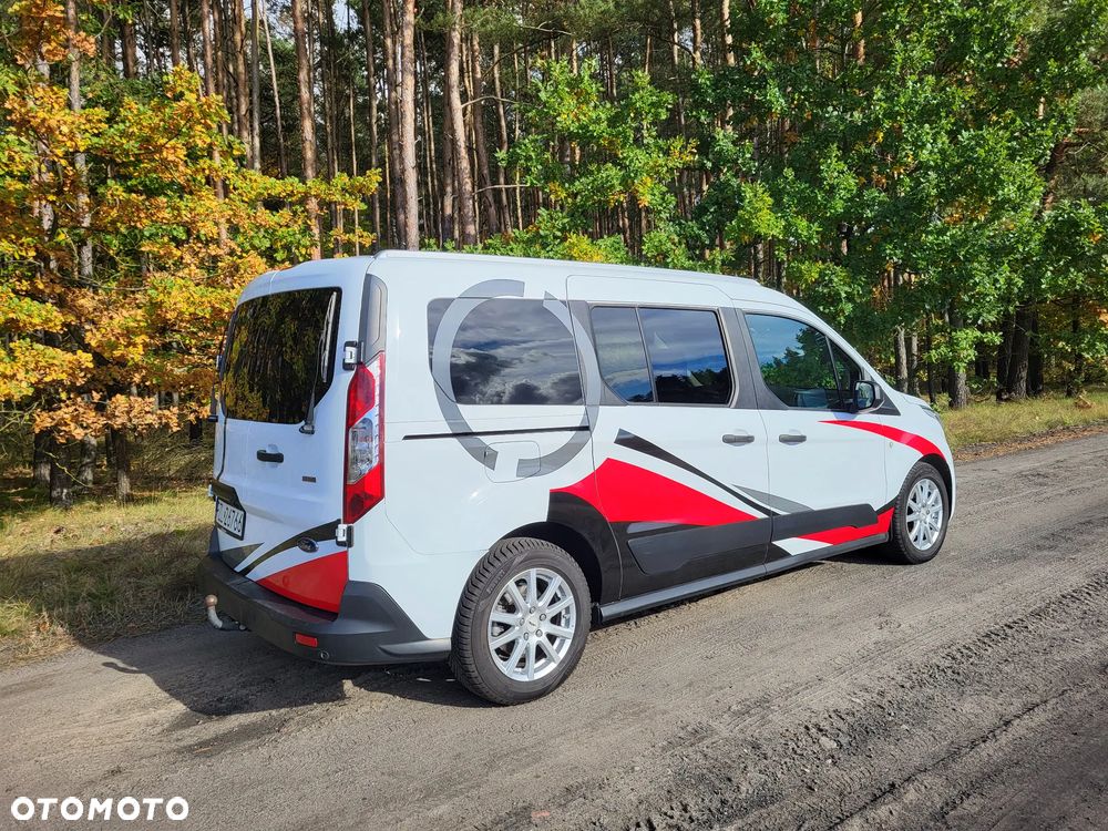 Ford Tourneo Connect 1.5 TDCi Titanium - 22