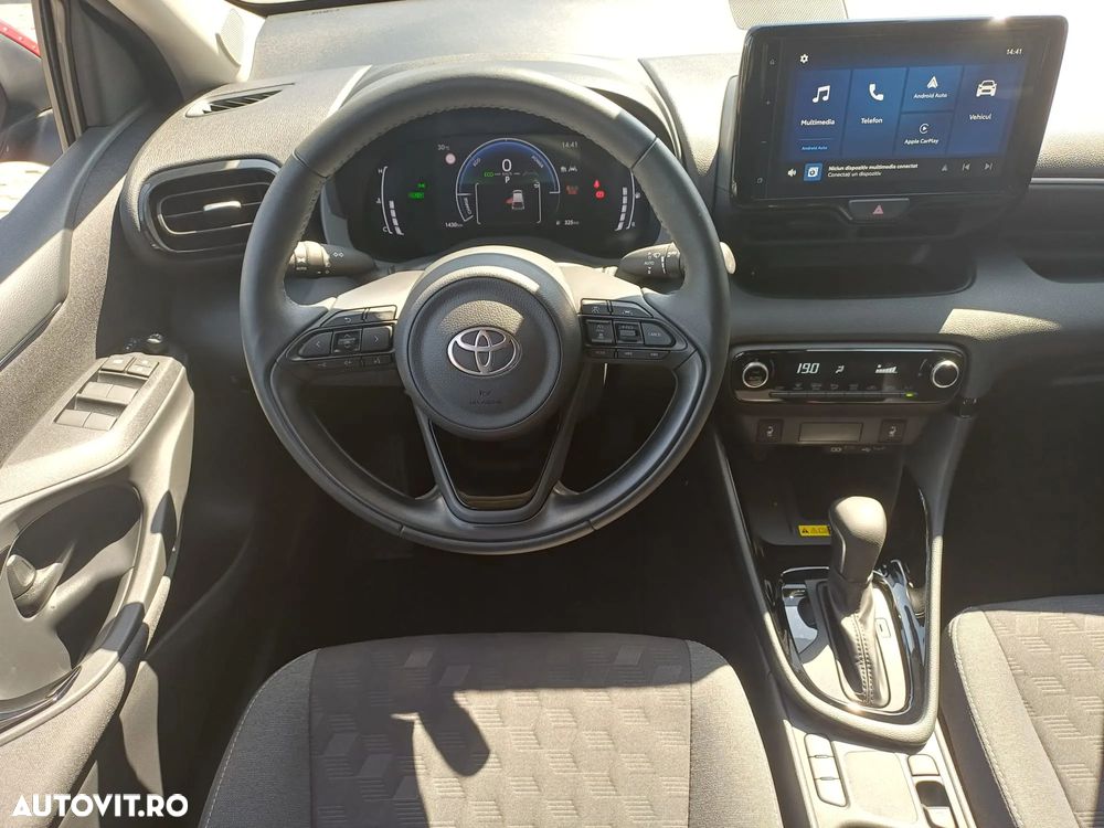 Toyota Yaris 1.5 VVT-i HSD Dynamic Plus Bi-tone - 11