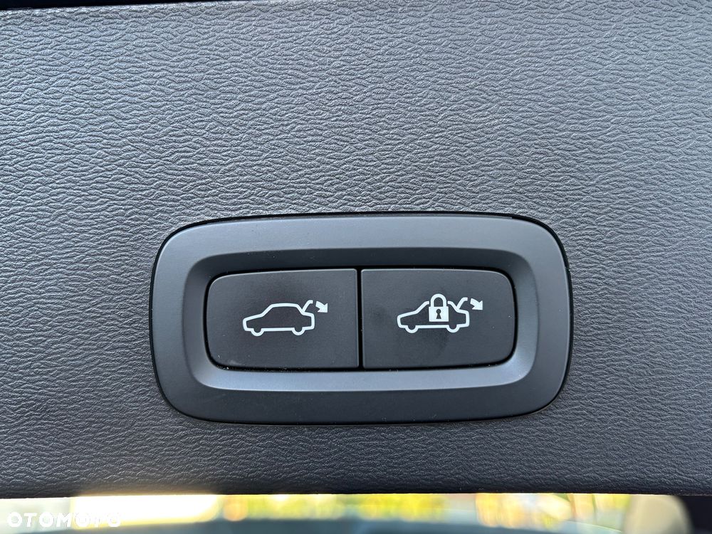 Volvo XC 40 T4 Plug-In Hybrid Inscription Expression Pro - 8